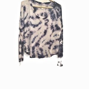 Aeropostale navy and White Long Sleeve Tee